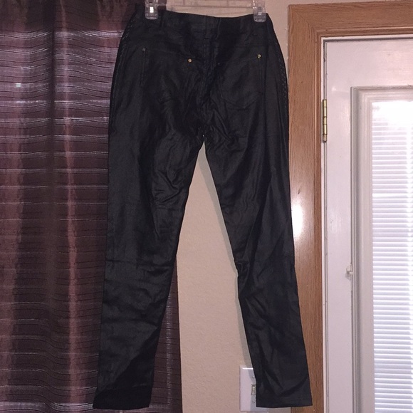 Jeans - Picture 2 of 2